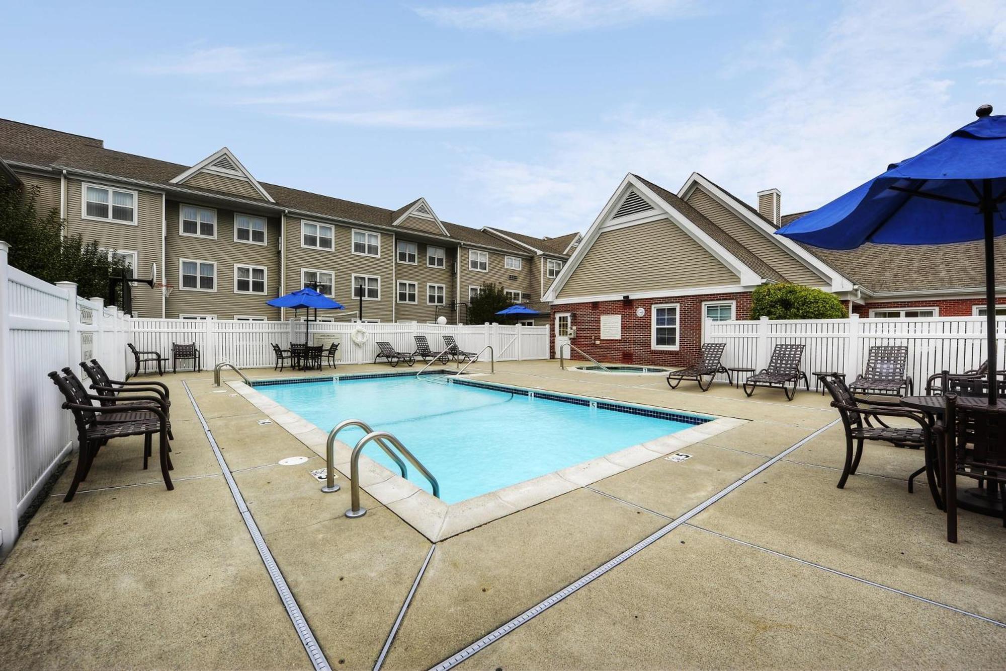Residence Inn Boston Фоксборо Экстерьер фото
